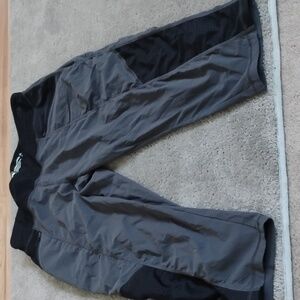 The North Face Women's Black and Gray Outdoor Pants